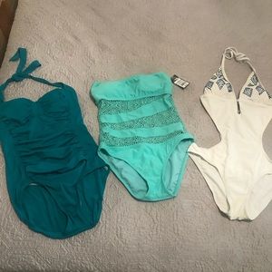 Lot of one piece swim